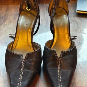 UniSa Brown Heeled shoes with Straps